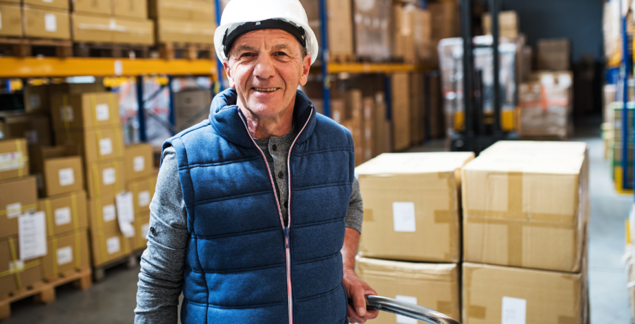 Werken AOW’ers door voor het geld?